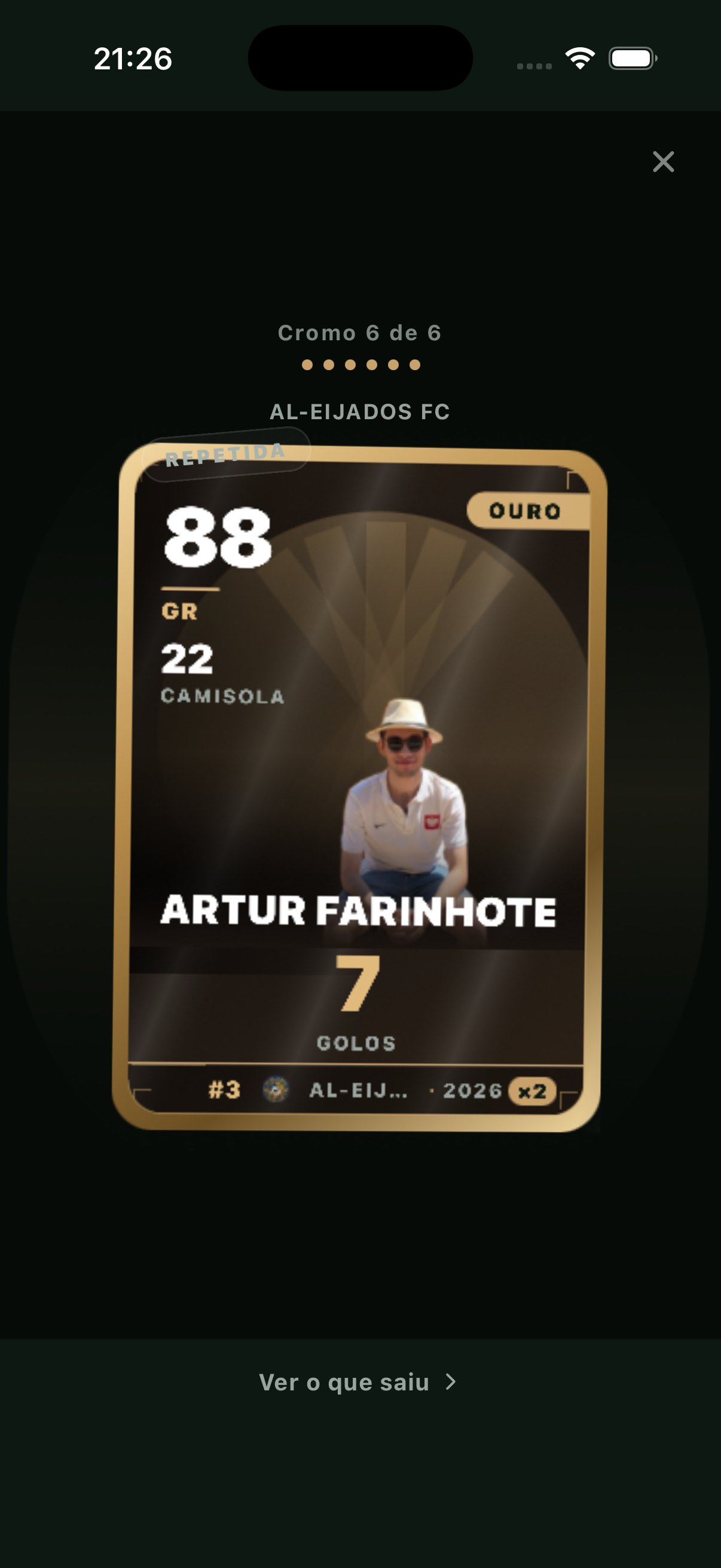 Cromo de ouro de um jogador, com 88 de geral e os golos da época